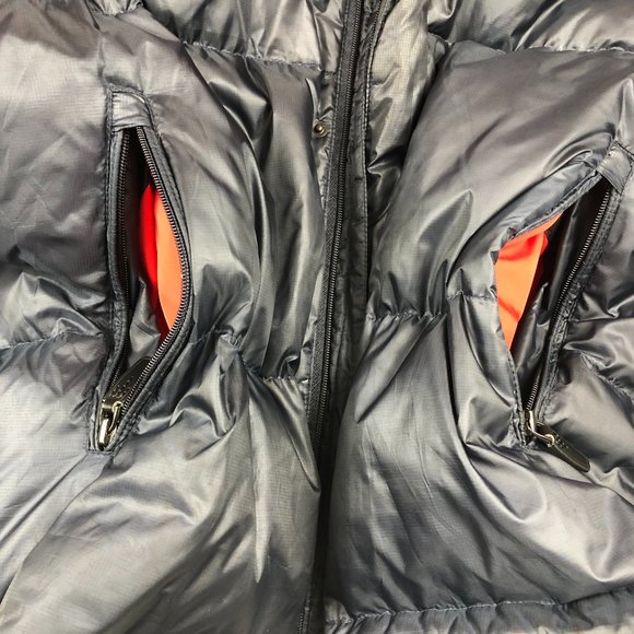 SOLD - Tumi Navy Blue Packable Down Puffer Jacket - Picture 10 of 17